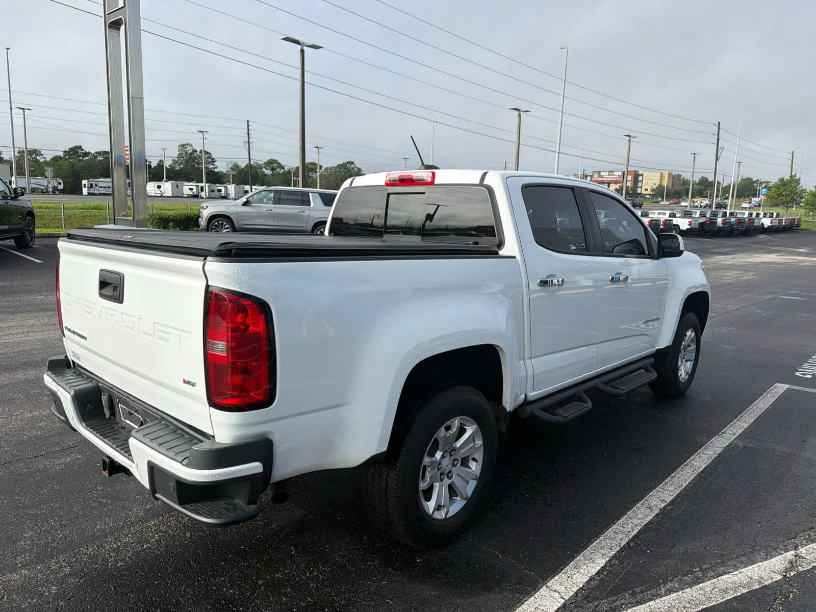 Used 2022 Chevrolet Colorado LT w/ Safety Package RWD image 5