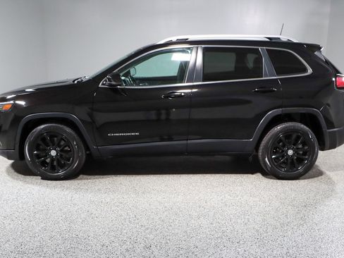 Used 2021 Jeep Cherokee Latitude Plus image 10
