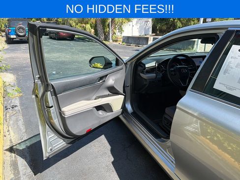 Used 2024 Toyota Camry LE FWD image 9