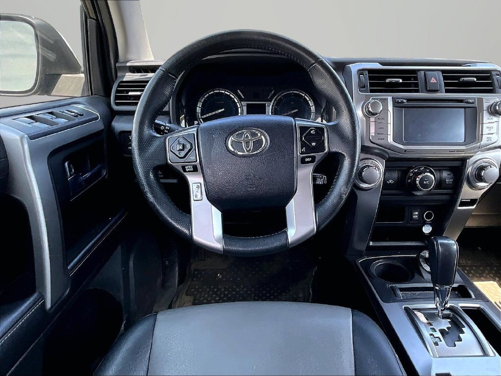 Used 2017 Toyota 4Runner SR5 Premium AWD/4WD image 5
