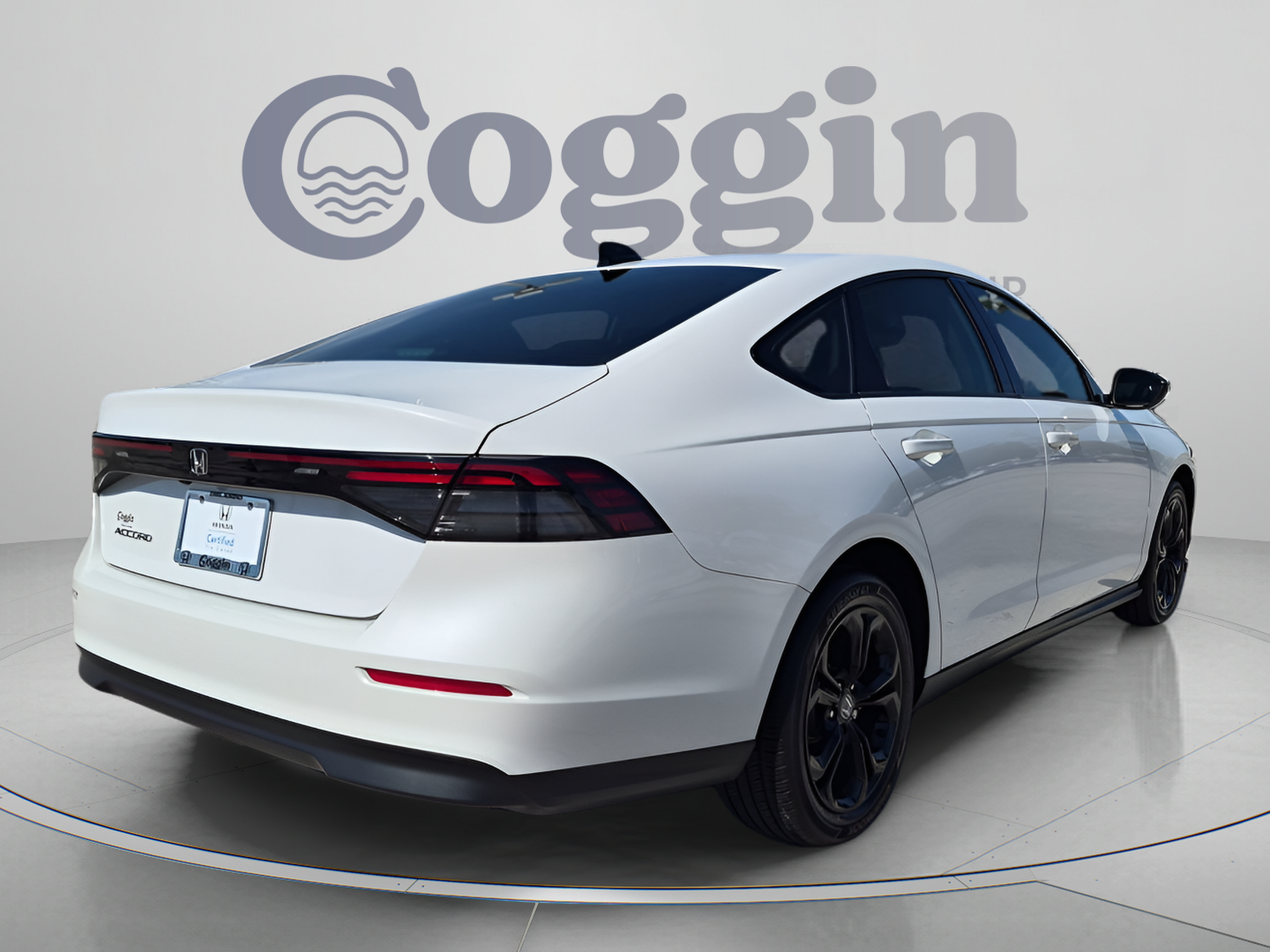 Certified 2025 Honda Accord SE image 6