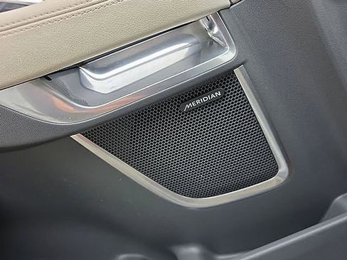 Used 2020 Jaguar E-PACE SE image 52