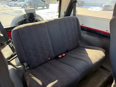 Used 2004 Jeep Wrangler 4WD w/ Convenience Group image 11