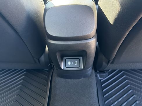 New 2026 Hyundai Elantra SE image 10