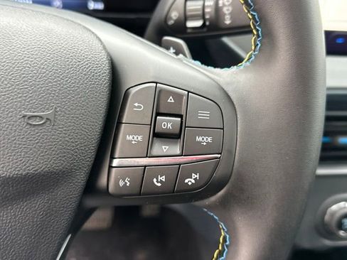 New 2026 Ford Maverick Lobo image 18