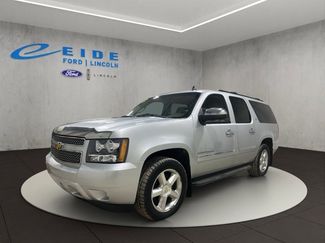 Used 2013 Chevrolet Suburban LTZ video 2