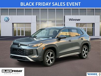 New 2025 Volkswagen Tiguan SE