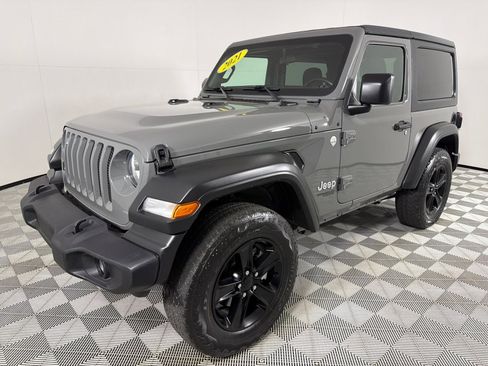 Used 2021 Jeep Wrangler Sport image 9