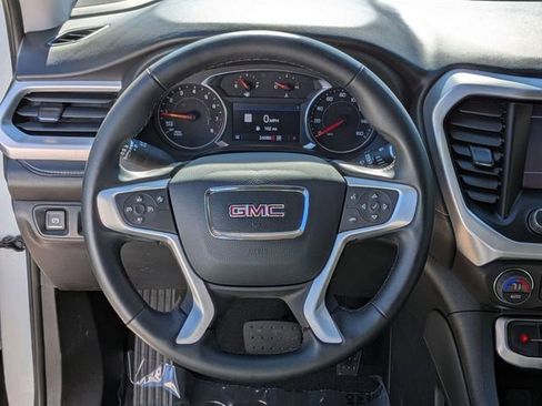 Certified 2023 GMC Acadia SLT w/ Elevation Edition AWD/4WD image 18