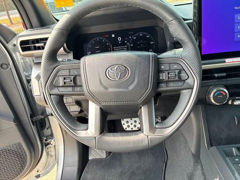 New 2026 Toyota Tacoma TRD Sport image 19