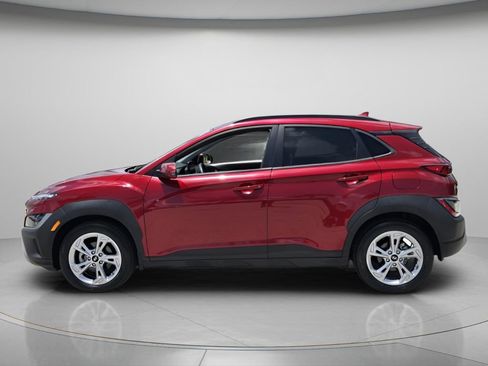 Used 2023 Hyundai Kona SEL w/ Convenience Package FWD image 3
