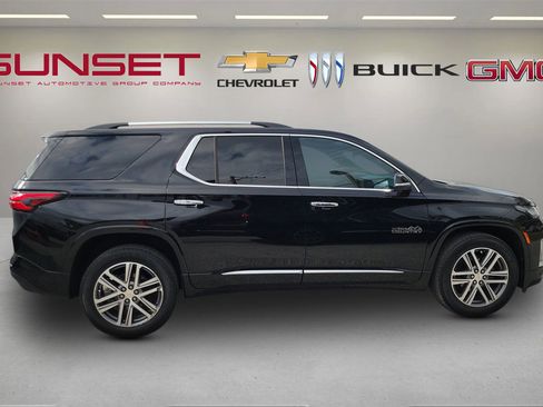 Used 2023 Chevrolet Traverse High Country w/ LPO, Floor Liner Package image 41