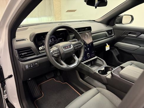 New 2026 GMC Terrain AT4 w/ LPO, Black Badging Package image 26