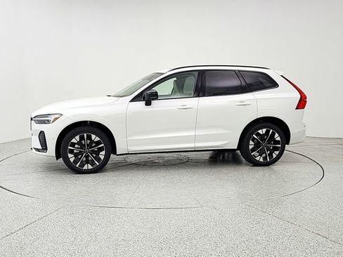 New 2026 Volvo XC90 T8 Plus w/ Protection Package AWD/4WD image 8