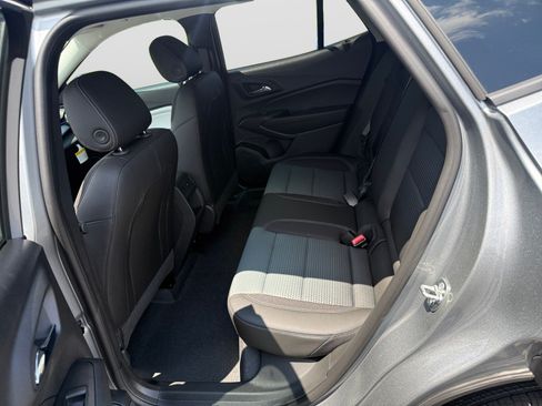 New 2026 Chevrolet Trax LT w/ Midnight Edition FWD image 18