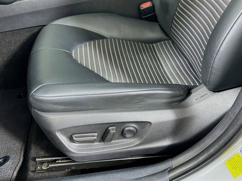 Certified 2022 Toyota Camry SE FWD image 19
