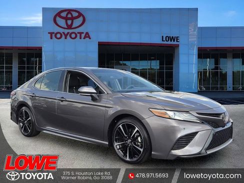 Used 2018 Toyota Camry XSE w/ Audio Package FWD image 1