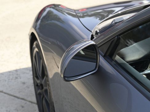 Used 2016 Porsche 911 Carrera 4 image 11