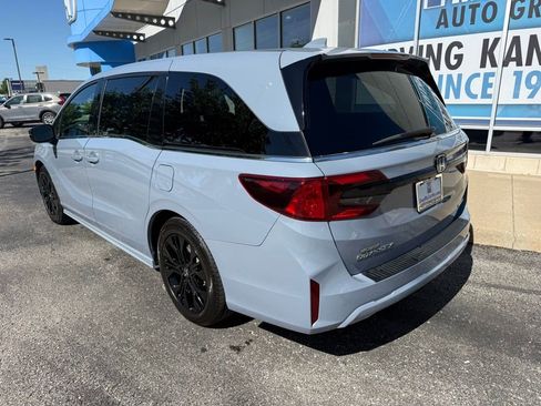 Used 2025 Honda Odyssey Sport-L image 14