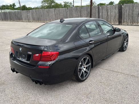 Used 2016 BMW M5 image 7