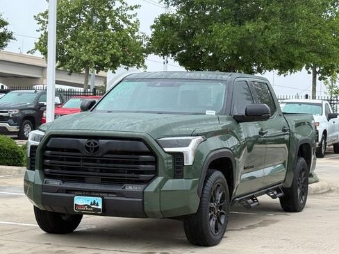Used 2023 Toyota Tundra SR5 AWD/4WD image 7
