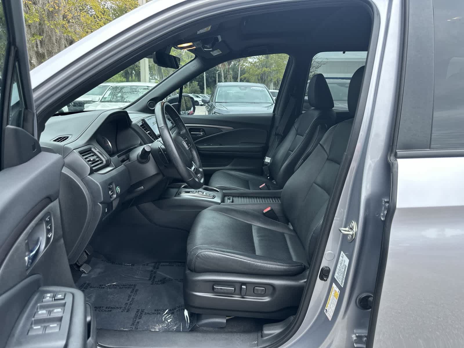 Certified 2020 Honda Passport EX-L image 2