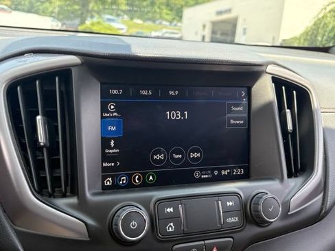 Used 2024 GMC Terrain AT4 w/ Infotainment Package II AWD/4WD image 18