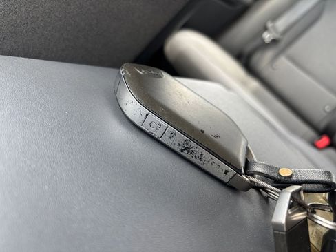 Used 2025 Kia K4 FWD image 23