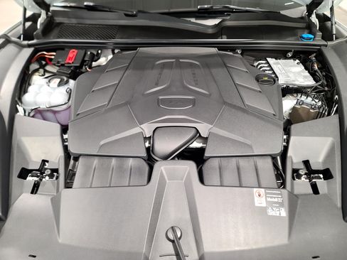 New 2026 Porsche Cayenne image 30