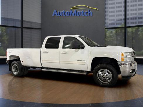 Used 2011 Chevrolet Silverado 3500 LTZ w/ LTZ Plus Package image 10