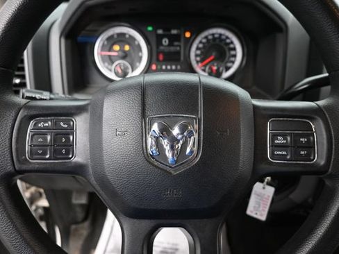 Used 2018 RAM 2500 Tradesman w/ Chrome Appearance Group AWD/4WD image 13