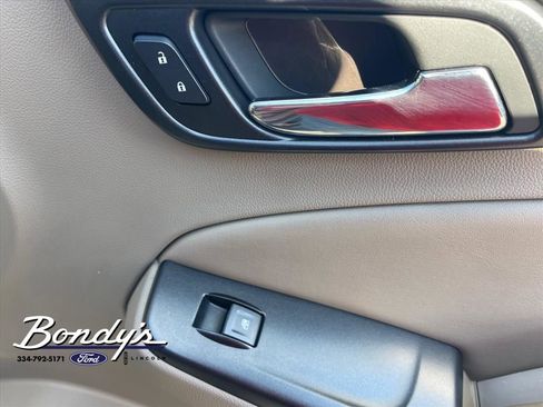 Used 2019 GMC Yukon XL SLT w/ Open Road Package image 20