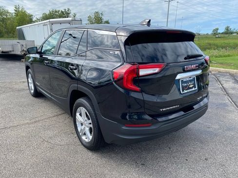 Used 2024 GMC Terrain SLE AWD/4WD image 5