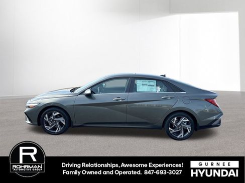 New 2026 Hyundai Elantra Limited FWD image 6