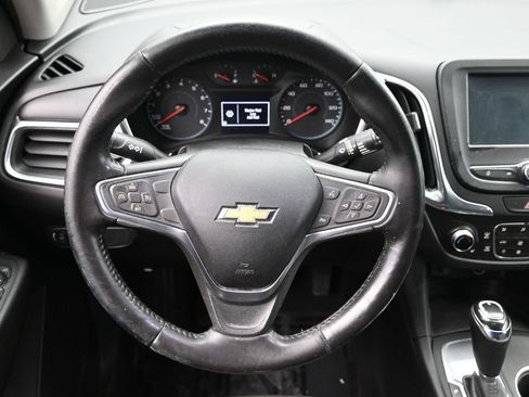 Used 2018 Chevrolet Equinox LT image 20