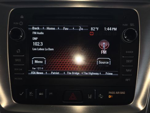 Used 2017 GMC Acadia Limited SLT AWD/4WD image 18