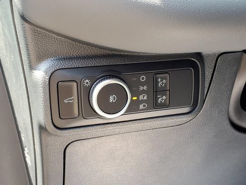 New 2026 Ford Explorer Active w/ Active Comfort Package AWD/4WD image 19