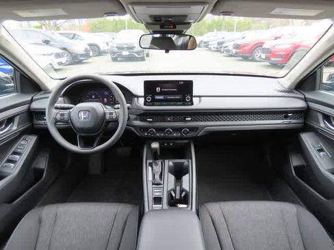 Certified 2025 Honda Accord SE image 16