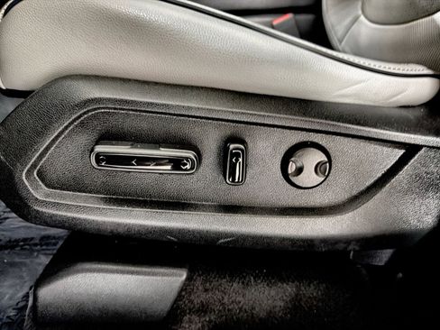 Used 2023 Honda Pilot Elite image 14