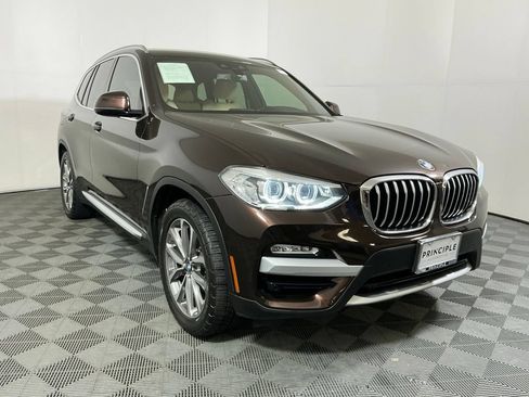 Used 2019 BMW X3 sDrive30i w/ Convenience Package RWD image 4