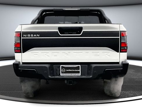 Used 2024 Nissan Frontier SV w/ Hardbody Edition image 5