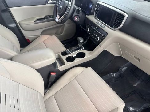 Used 2020 Kia Sportage LX w/ LX Popular Package AWD/4WD image 25