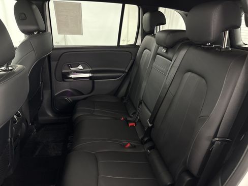 Certified 2023 Mercedes-Benz GLB 250 image 24