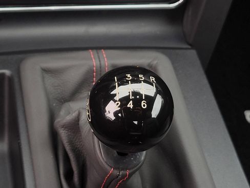 Used 2009 Ford Mustang Shelby GT500 RWD image 22