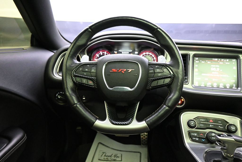 Used 2016 Dodge Challenger SRT Hellcat RWD image 16