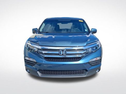 Used 2017 Honda Pilot EX image 2