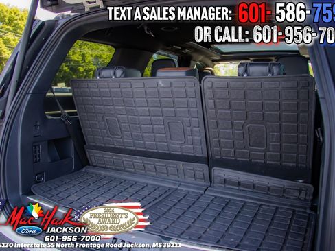 Used 2024 Lincoln Navigator Reserve AWD/4WD image 31