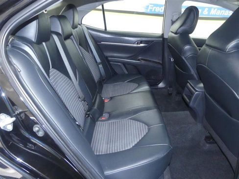Used 2021 Toyota Camry SE AWD/4WD image 18