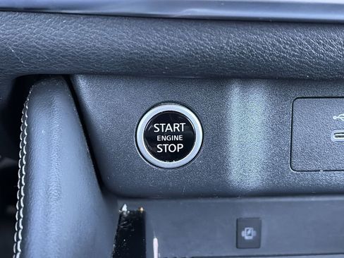 Certified 2023 Nissan Rogue Platinum w/ Platinum Premium Package image 18