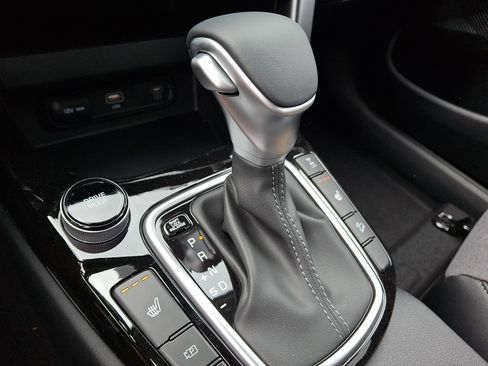 New 2026 Kia Seltos S AWD/4WD image 7